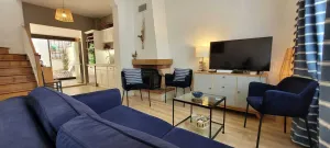 Image of townhouse with patio, ideal family with 2 children, 2 mn walk from citycenter