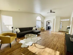 Image of Glendale Gem with Pool & Office in Prime Location