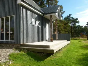Image of Bothy near the woods