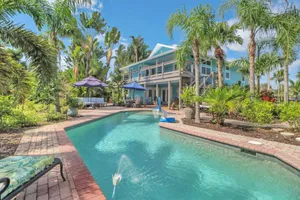 Image of Private, Secluded, Close to Beach! Heated Pool! 2 Living Spaces! Over $125 Free Daily Activities!