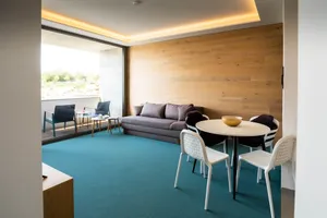 Image of Lakeside Apartment 4