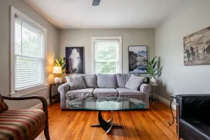 Image of The Camp Taylor Cottage Close to Airport\/ Downtown