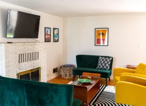 Image of Charming 1950s Time Capsule Near Downtown Baker City, Oregon