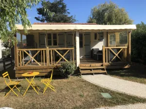 Image of Chalet in a private park in Saint Pierre D'oléron