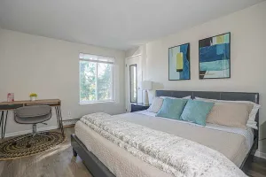 Image of Modern Microsoft Redmond Campus Condo with Balcony