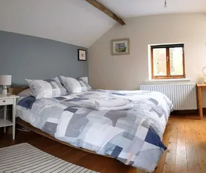 Image of Old Coach House. Self-contained. Private. Parking