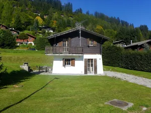 Image of Stunning private villa for 6 guests with WIFI, TV, patio, pets allowed, panoramic view and parking