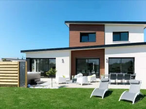 Image of Havre de détente plage et jacuzzi