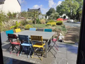 Image of SUPERBLY RENOVATED AND DECORATED OLD HOUSE - SPACIOUS GARDEN