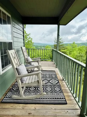 Image of Awesome views - private mountaintop cabin - outdoor fire pit + pet friendly!