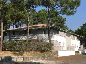 Image of Charming 2-BR Cabin Apt for 6 with Pool Access in Moliets