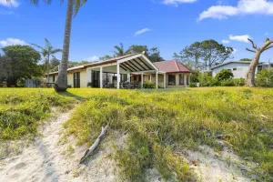 Image of Sea Cottage - Beachside Paradise