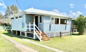 Image of Central, River Frontage, Large Covered Rear Deck, Renovated Cottage!