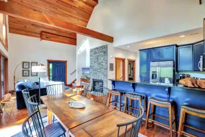 Image of Hopkins Road Chalet on Hartwell