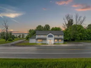 Image of Whitewaters-Main plus Genoa on Oneida Lake - Sleeps 19