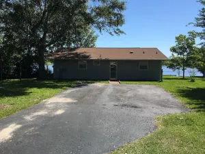 Image of Relaxing lake house beautiful view, close to beaches, hiking, casinos, and NOLA.