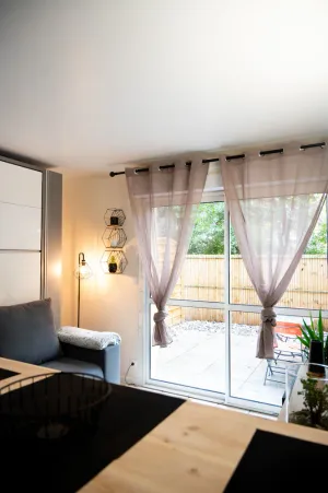 Image of Renovated studio with terrace, 500 meters from the center and shops