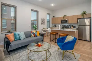 Image of Prime OTR, 3 Lux Queen Beds, Two 55in TVs, Steps to TQL, Findlay Market, Light Rail, Fast Wifi