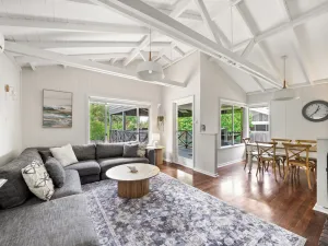Image of Dolce Vita: A Beachside Family Garden Retreat