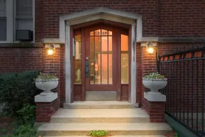 Image of 3BR Apartment w Laundry in Rogers Park