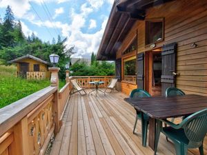 Image of Chalet indépendant avec navettes gratuites, parking et cuisine équipée - FR-1-524-17