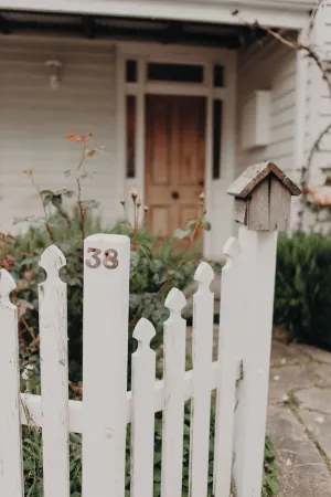 Image of Allotment Cottage - Central location, walk to cafes, restaurants and winebars.