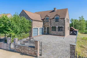 Image of Spacious characteristic house quietly located near Tongeren center.
