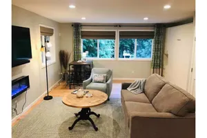 Image of Woodinville Wellington Creekside Studio