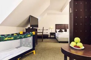 Image of King-size bed family room - Best Western soibelmanns Wittenberg