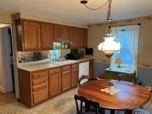 Image of Marcy NY! 4BR first floor on the Erie Canal! Sleeps a family of six.