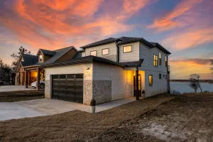 Image of Lake Lewisville Luxury Lakefront Home, 3 BR 3 BTH, Sleep Up to 8