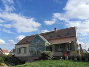 Image of House \/ Villa - Ermenonville