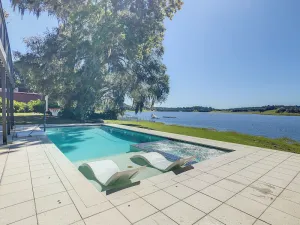 Image of Kayaks\/Spa\/Pool\/Firepit\/Dog friendly Lakehouse Getaway!!