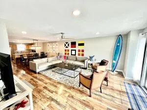 Image of Mariner's Reach; 4 Bedroom w\/ 2 King Beds