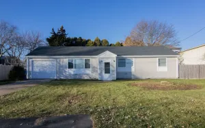 Image of “Kathleen” Renovated 4 bed 2 bath Newport house