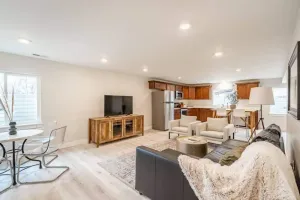 Image of Sophisticated & Charming Guest Apartment