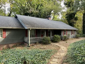 Image of 5 minutes to Marietta Square! Cozy, spacious home overlooking a wooded back yard