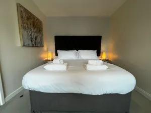 Image of Three Bedroom Townhouse with Parking