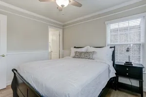 Image of Spacious Townhouse Nestled in a Cul-de-Sac
