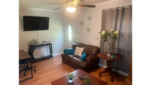 Image of Peaceful Comfort Home ideal for work trips and vacation.