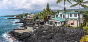 Image of Large Studio\/Home with Ocean View on Alii Drive