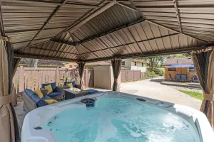 Image of The Elegant Ranch by Granger Gardens. 5 Bed. Luxurious and Tasteful.