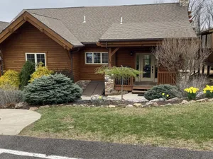 Image of Eagle Rock Cabin-Ski-in/Ski-out