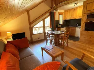 Image of Renovated 2-Room Apartment, Ski-In/Ski-Out, Sleeps 5 - Méribel Altiport Near Golf