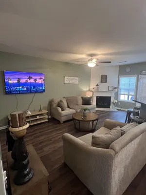 Image of Lovely and Comfy 3 bedrooms townhouse/chateau elan area