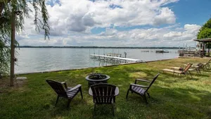 Image of Lakeview Cottage: \"Beautiful Sunset Views!\"