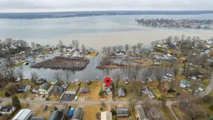 Image of Lake Wawasee Family Friendly Cottage