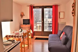 Image of 300m from resort center, 2nd floor, balcony, tv, ski locker, 25m², Risoul