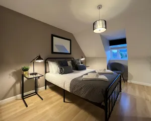Image of Telford Townhouse with Parking and Garden