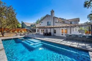 Image of Sonoma Retreat: Wine Countrys Luxury Retreat